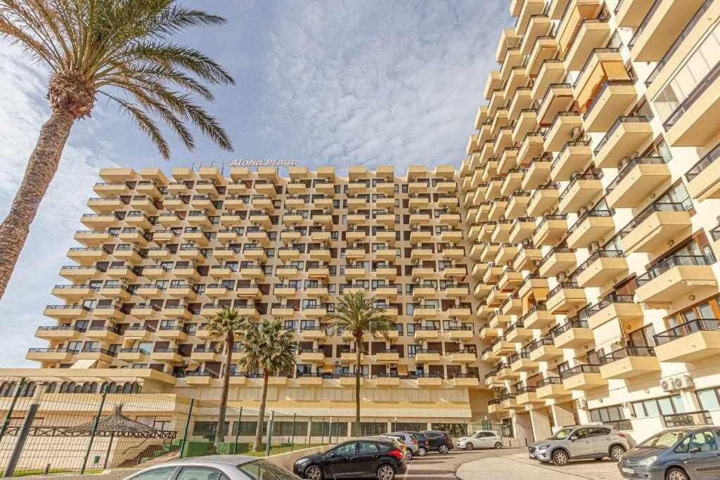 797 Holiday Rentals- Apartamento En Aloha Playa Frente Al Mar Benalmádena Buitenkant foto
