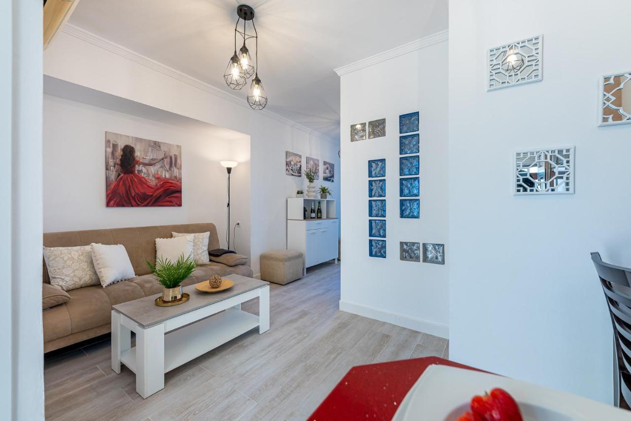 797 Holiday Rentals- Apartamento En Aloha Playa Frente Al Mar Benalmádena Buitenkant foto